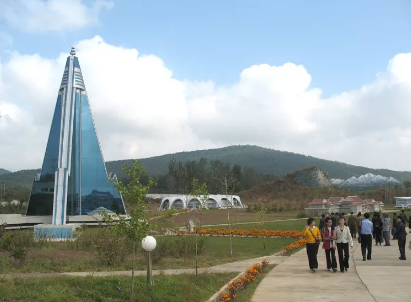 Pyongyang Folklore Park , North Korea